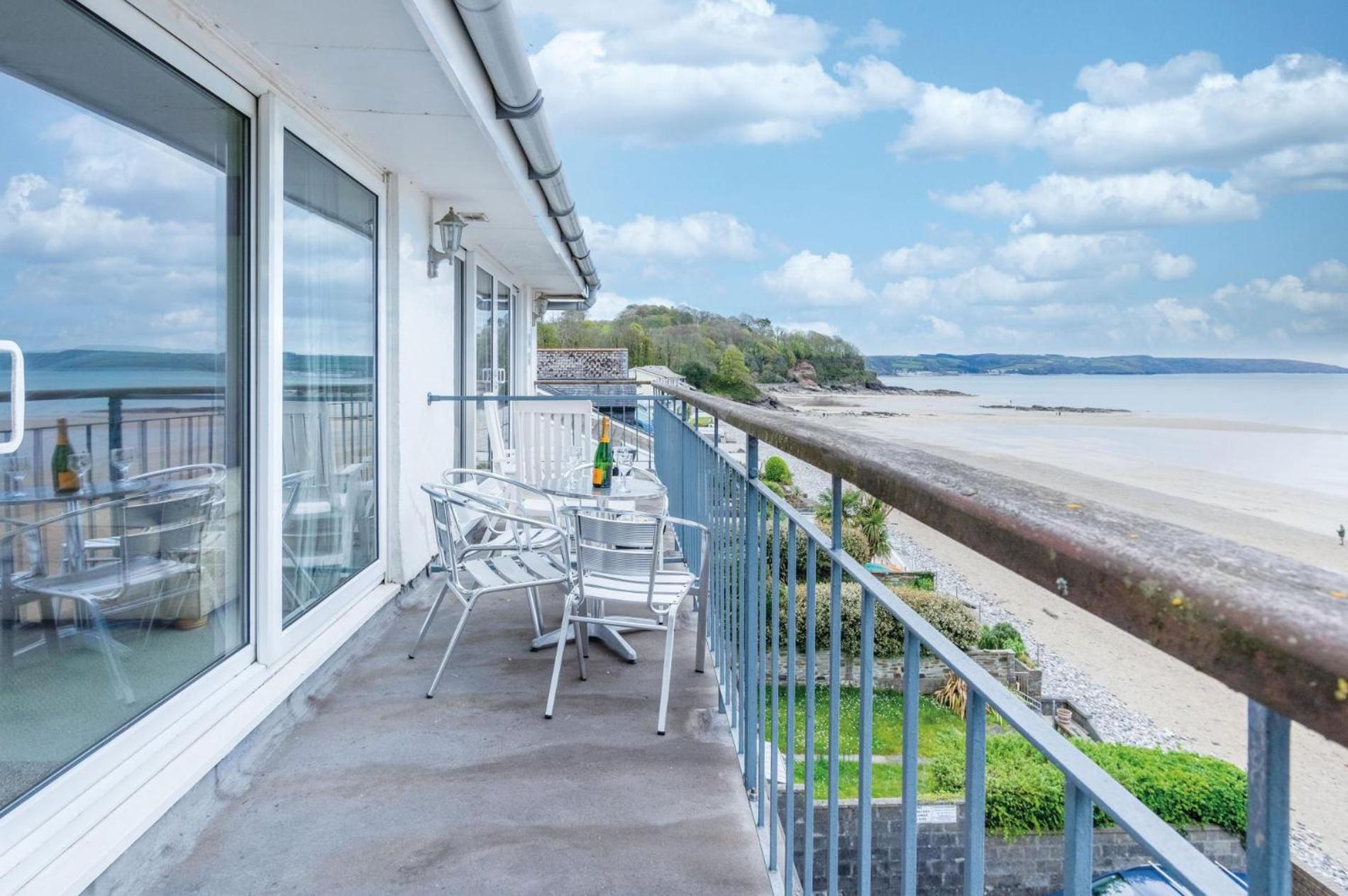 36 Beach Court - 1 Bed Apartment - Saundersfoot Exterior photo