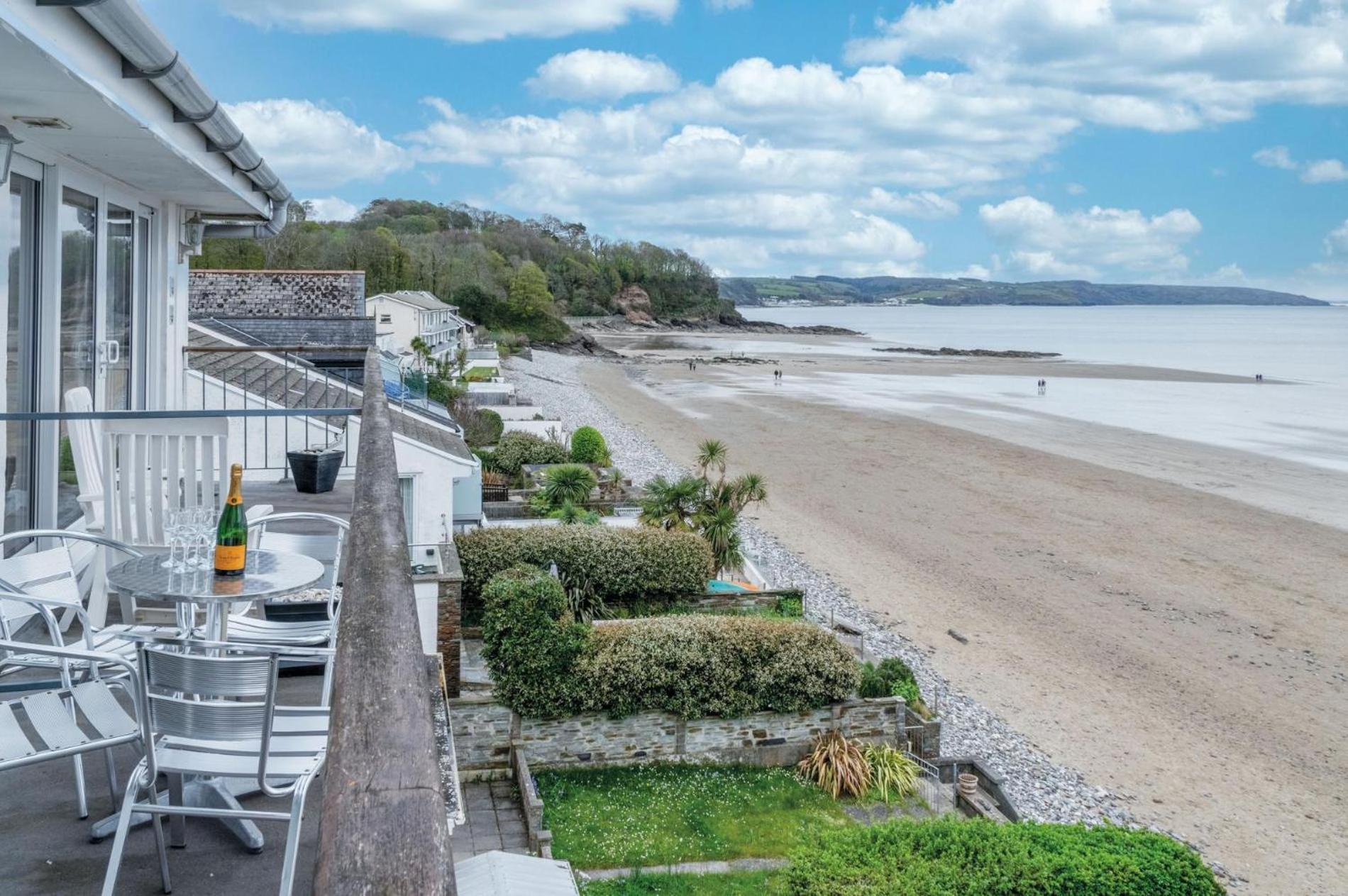 36 Beach Court - 1 Bed Apartment - Saundersfoot Exterior photo